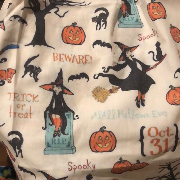 Halloween Pillow Case Dress 🎃 - Picture 3 of 3